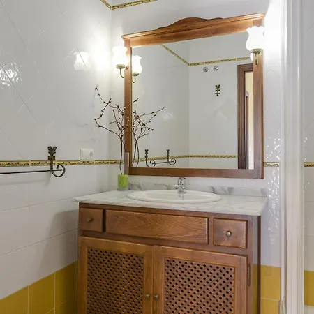 Fuentes Solo Familias * Коніль-де-ла-Фронтера