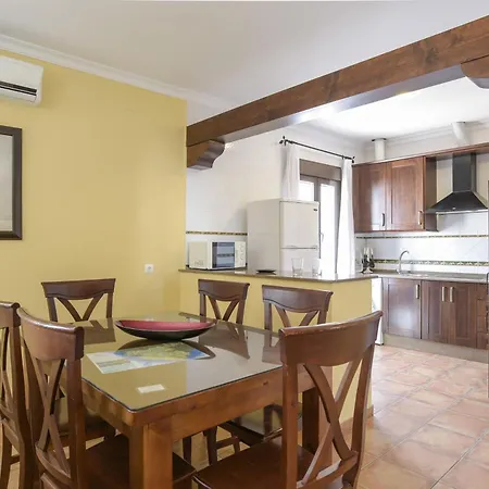 Landhaus Fuentes Solo Familias Conil De La Frontera