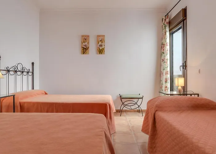 Casa de Campo Fuentes Sólo Familias