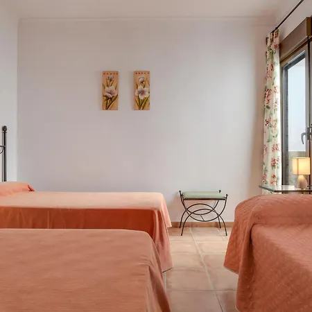 Летний дом Fuentes Solo Familias *